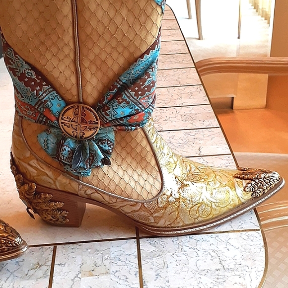 Vintage Giuseppe Zanotti chief head boots, python snake, rare- SZ- 8, NEW - Picture 15 of 15